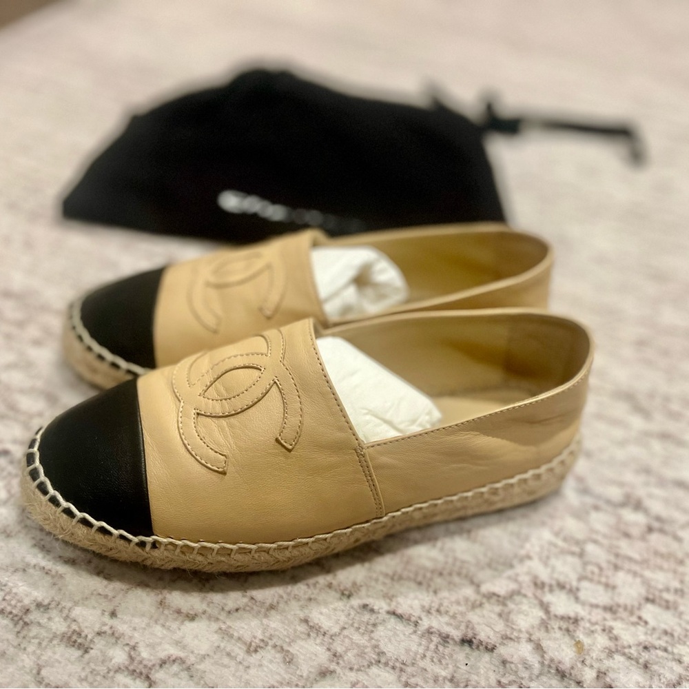 CHANEL Tan and Black Espadrille Flats with Iconic Logo